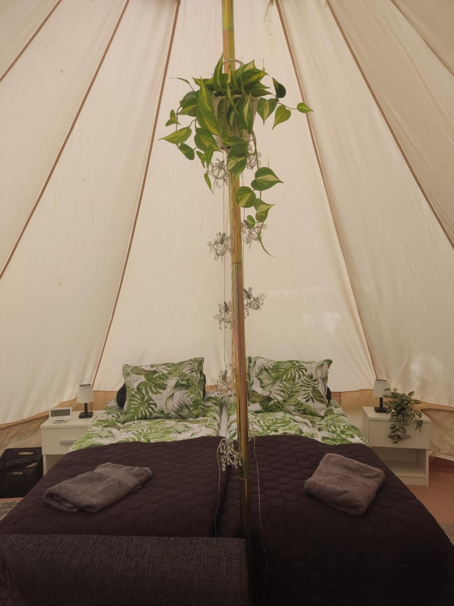 Koskentien Kotimajoitus & Luxury Glamping Apartman Jämsä Kültér fotó
