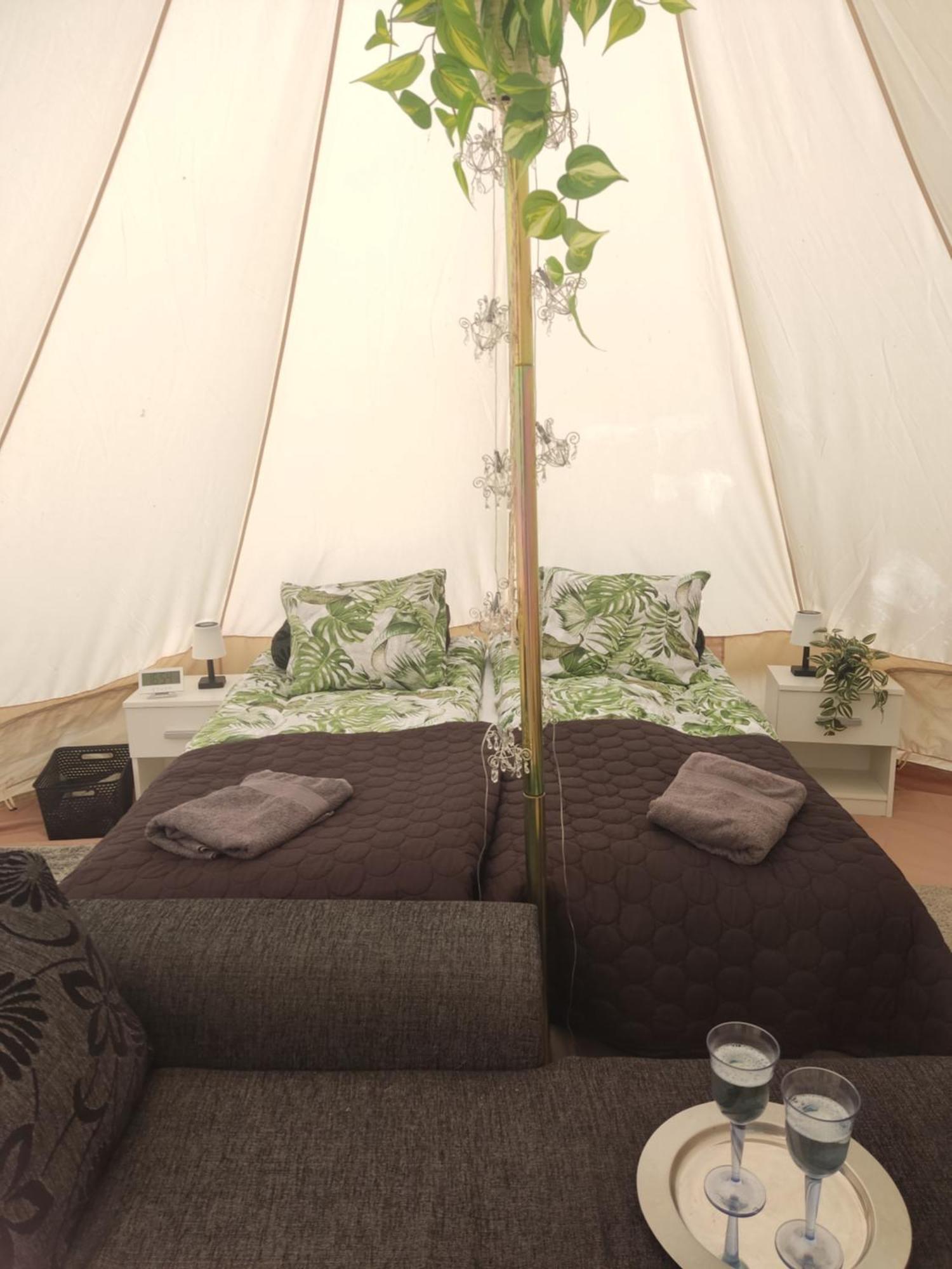 Koskentien Kotimajoitus & Luxury Glamping Apartman Jämsä Kültér fotó